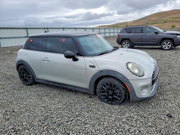 2017 MINI COOPER