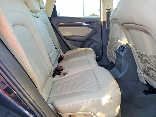 2017 AUDI Q5 quattro Premium Plus