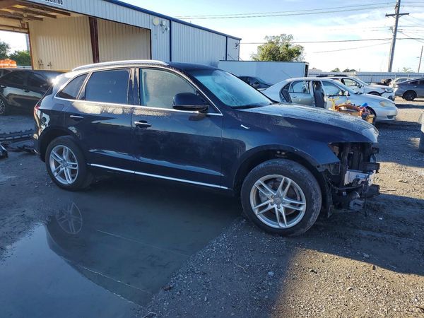 2017 AUDI Q5 quattro Premium Plus