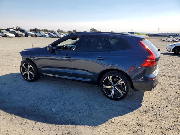 2022 VOLVO XC60 R-Design — DSRA