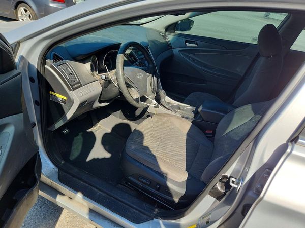2012 HYUNDAI SONATA Middle-low level