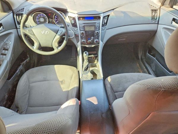 2012 HYUNDAI SONATA Middle-low level