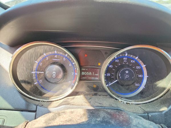 2012 HYUNDAI SONATA Middle-low level