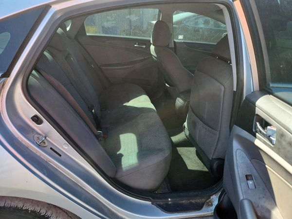 2012 HYUNDAI SONATA Middle-low level