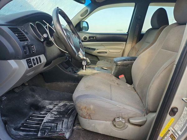 2012 TOYOTA TACOMA