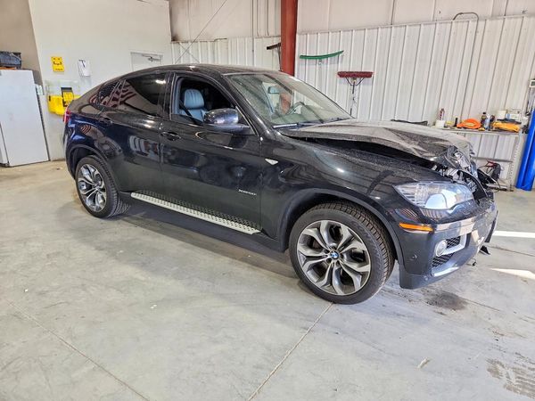 2014 BMW X6 xDrive50i