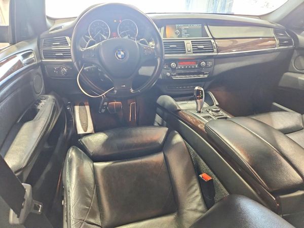 2014 BMW X6 xDrive50i