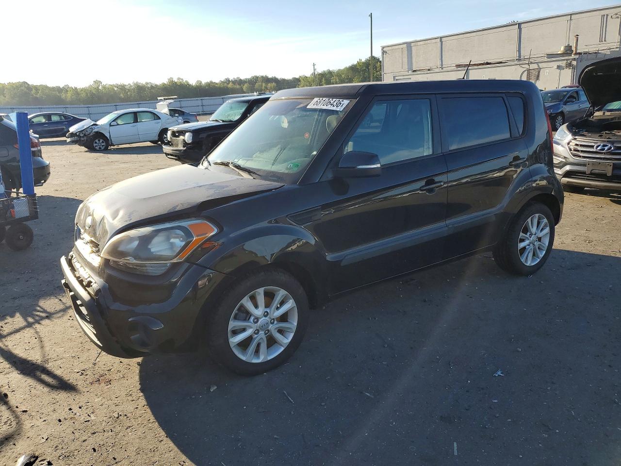 2013 KIA SOUL All Trims — Front 3/4