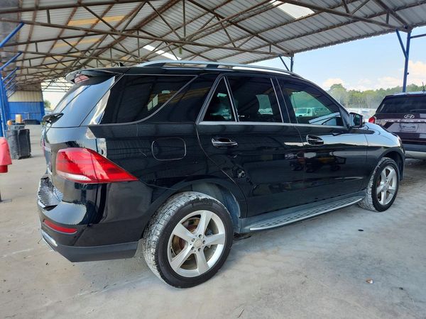2016 MERCEDES-BENZ GLE