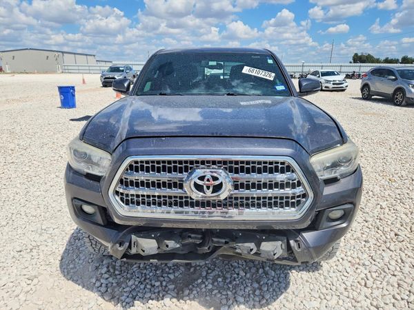 2017 TOYOTA TACOMA
