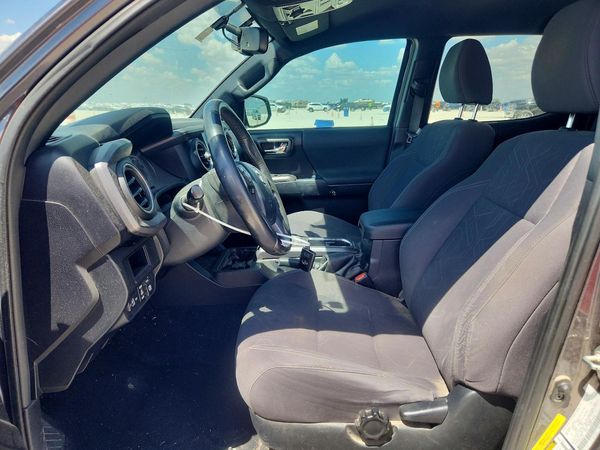 2017 TOYOTA TACOMA