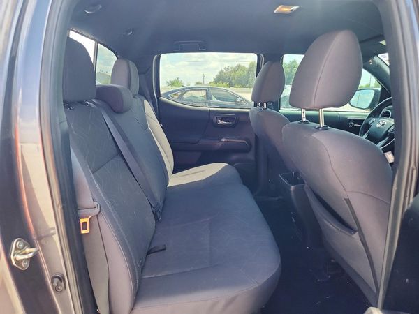 2017 TOYOTA TACOMA