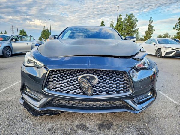 2017 INFINITI Q60