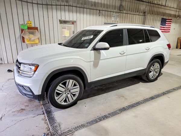 2019 VOLKSWAGEN ATLAS 4Motion SE — Front 3/4