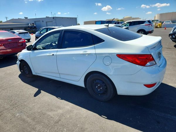 2013 HYUNDAI ACCENT