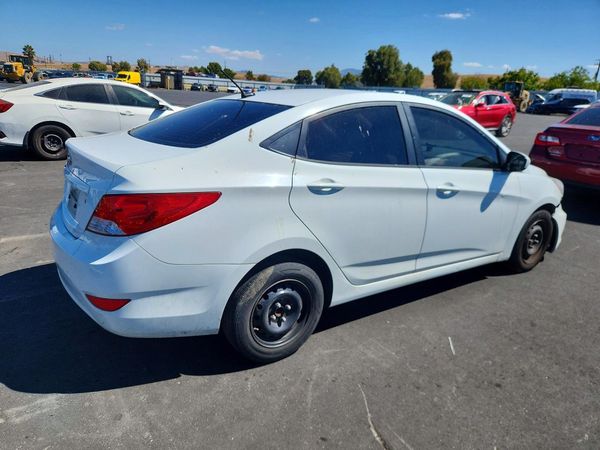 2013 HYUNDAI ACCENT