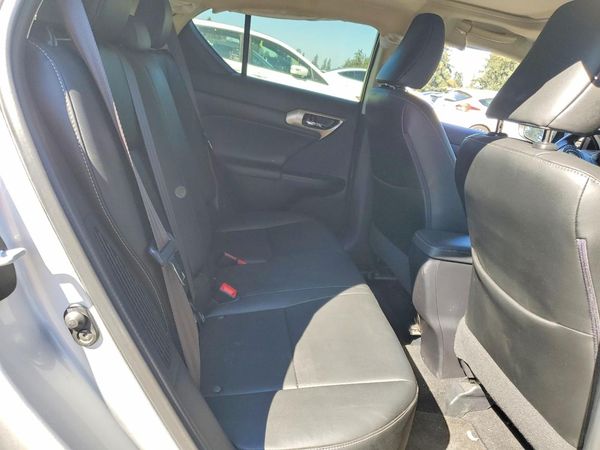 2015 LEXUS CT 200h