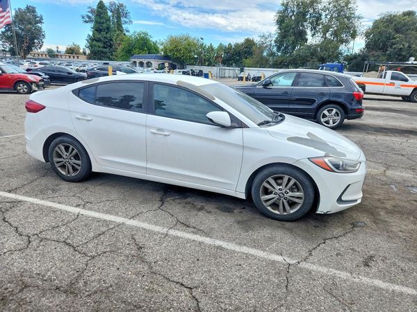 2017 HYUNDAI ELANTRA