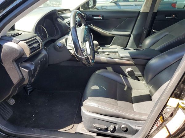 2016 LEXUS IS