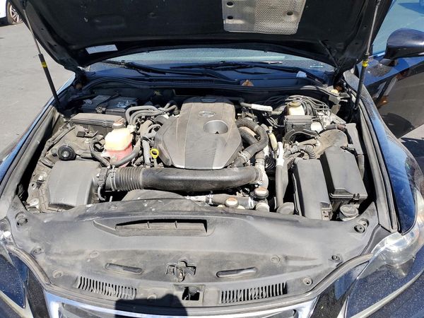 2016 LEXUS IS