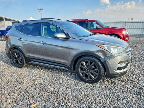 2017 HYUNDAI SANTA FE — Passenger 3/4