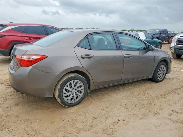 2017 TOYOTA COROLLA