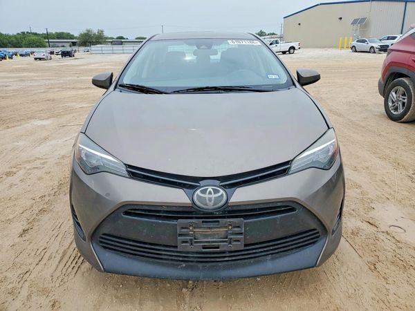 2017 TOYOTA COROLLA
