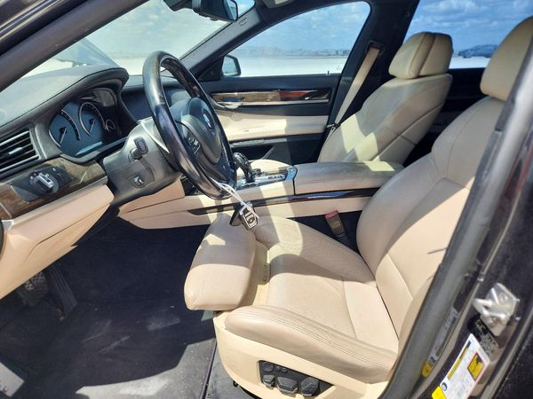 2012 BMW 750 750Li/Alpina B7