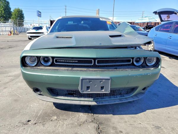 2020 DODGE CHALLENGER SXT