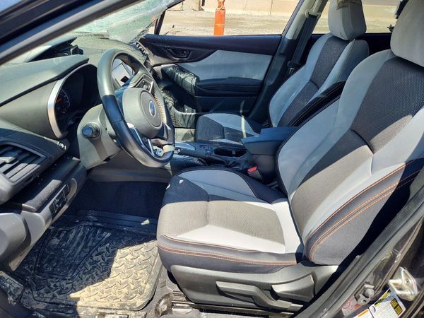 2019 SUBARU CROSSTREK Premium +BSD — DENT