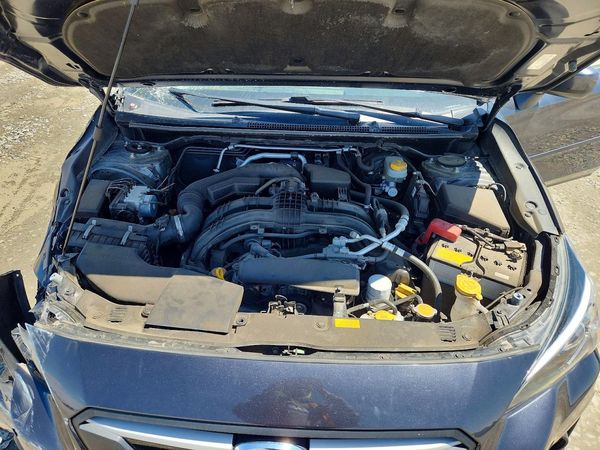 2019 SUBARU CROSSTREK Premium +BSD — Engine bay