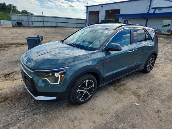 2024 KIA NIRO