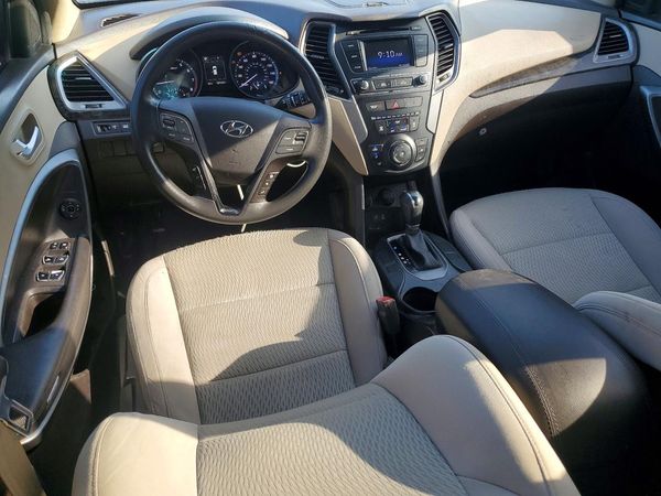 2017 HYUNDAI SANTA FE Base