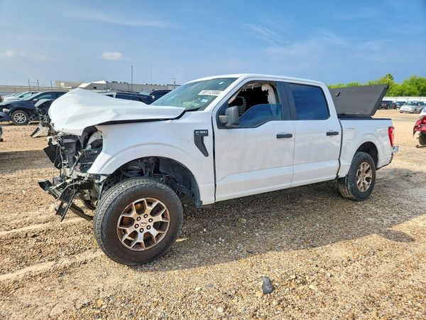2022 FORD F150 SuperCrew-Police — Front 3/4