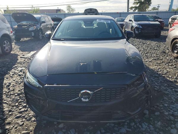 2025 VOLVO S60 Core