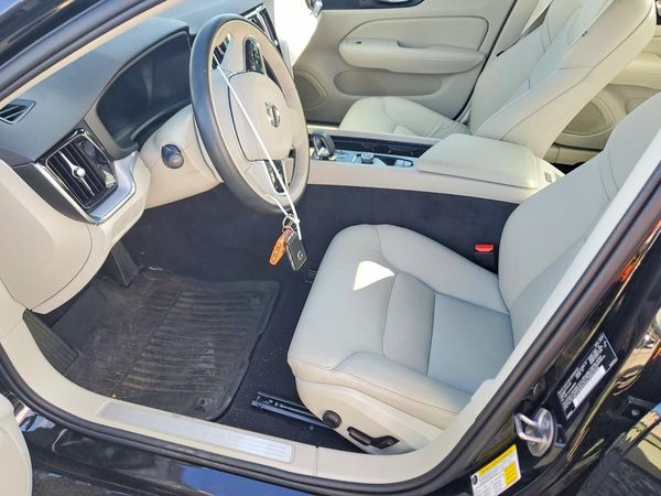 2025 VOLVO S60 Core