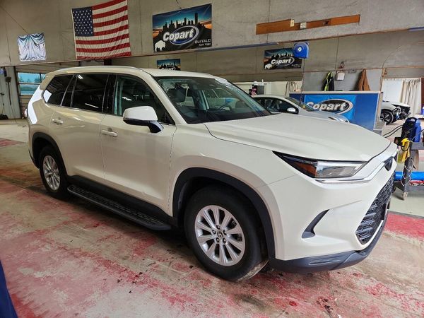 2024 TOYOTA GRAND HIGHLANDER — Passenger 3/4