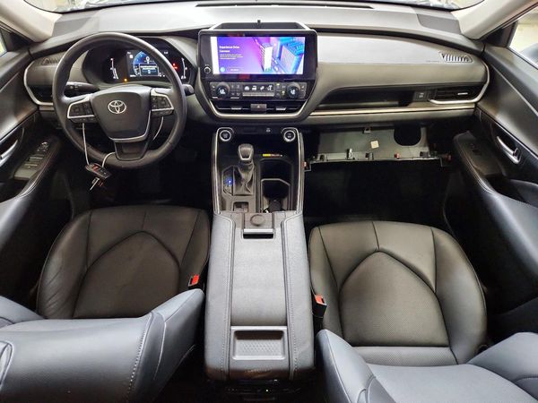 2024 TOYOTA GRAND HIGHLANDER — CKPT