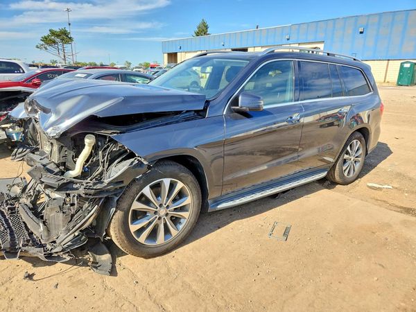 2015 MERCEDES-BENZ GL-CLASS — DSFA — Front 3/4