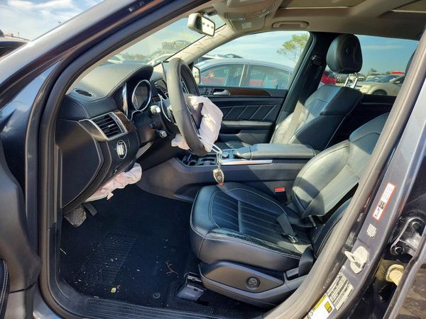 2015 MERCEDES-BENZ GL-CLASS GL450 — DENT