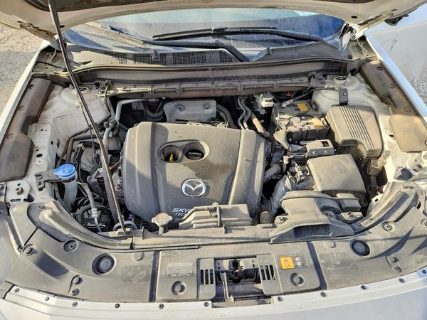 2019 MAZDA CX-5 Touring — Engine bay