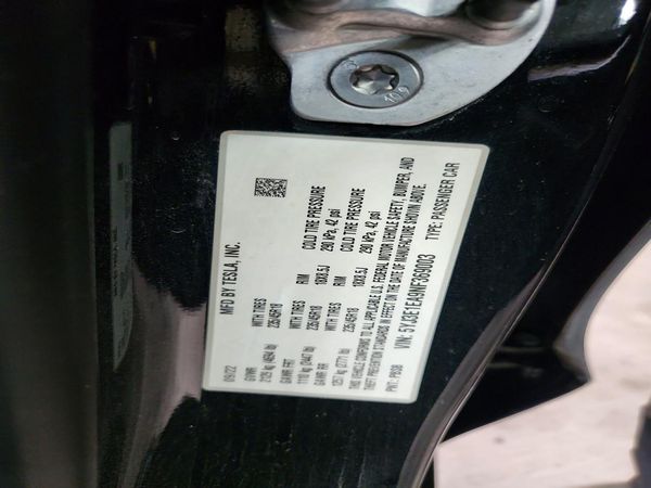 2022 TESLA MODEL 3
