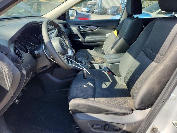 2020 NISSAN ROGUE — DENT