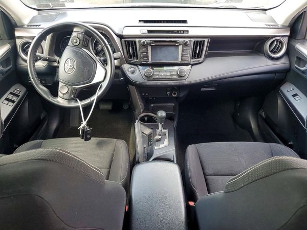 2018 TOYOTA RAV4 Adventure/XLE