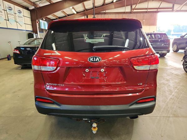 2017 KIA SORENTO L, LX — DIRR