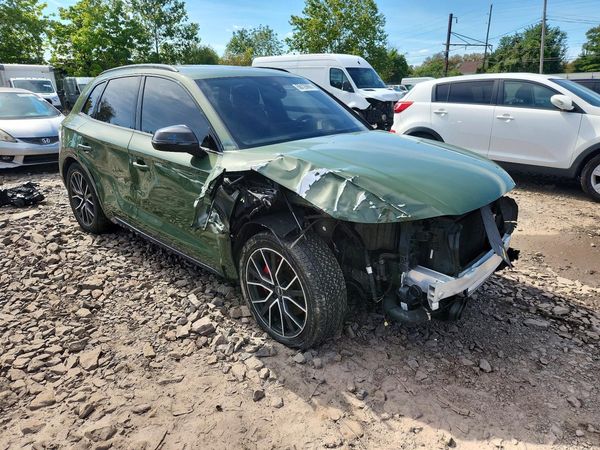 2021 AUDI SQ5