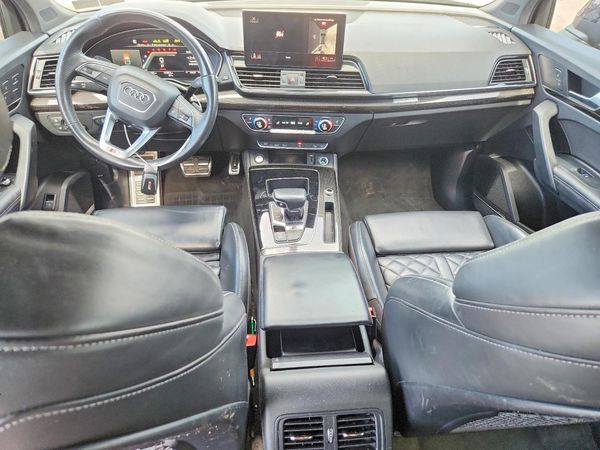 2021 AUDI SQ5