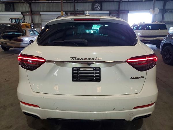 2022 MASERATI LEVANTE BASE/GT — DIRR