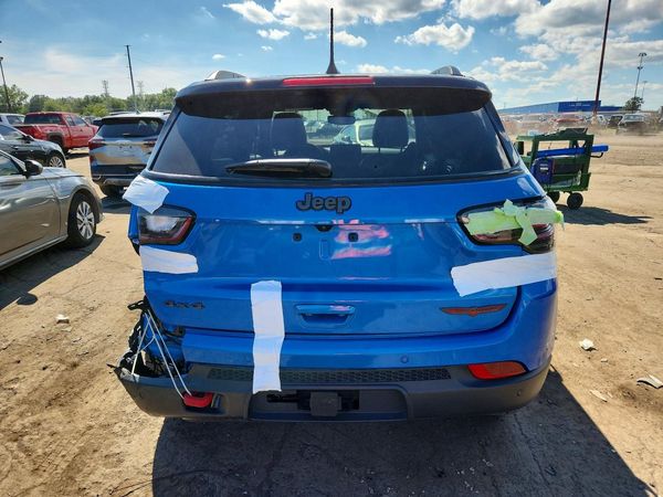 2025 JEEP COMPASS Trailhawk