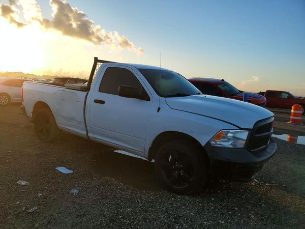 2019 RAM 1500 Classic DS — Passenger 3/4